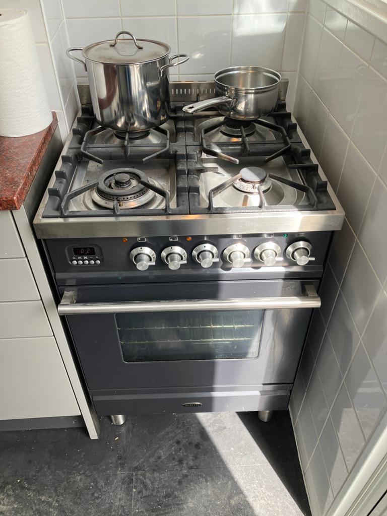 Gasfornuis 4 pits met oven Boretti, Witgoed en Apparatuur, Fornuizen, Ophalen, Gebruikt, Hete lucht, 60 cm of meer