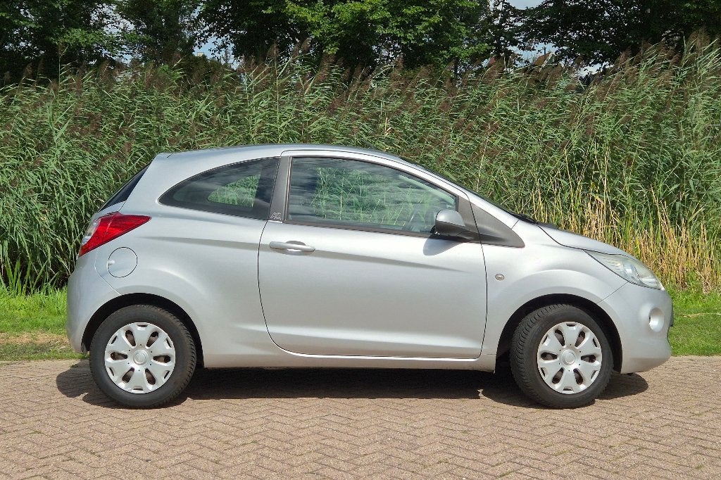 Ford Ka 1.2 69pk 2011 Grijs, Voorwielaandrijving, Stof, 1242 cc, 4 cilinders