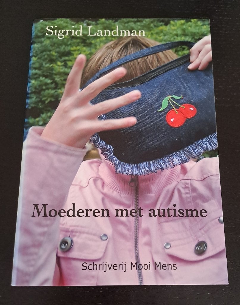Moederen met autisme, Ophalen of Verzenden, Zo goed als nieuw, Sigrid Landman