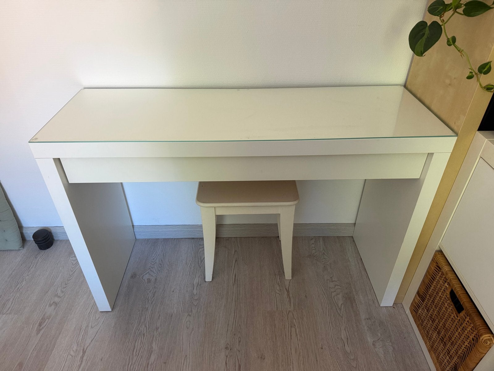 Ikea malm kaptafel toilettafel make-up, Ophalen, Gebruikt, 100 tot 150 cm, Minder dan 100 cm