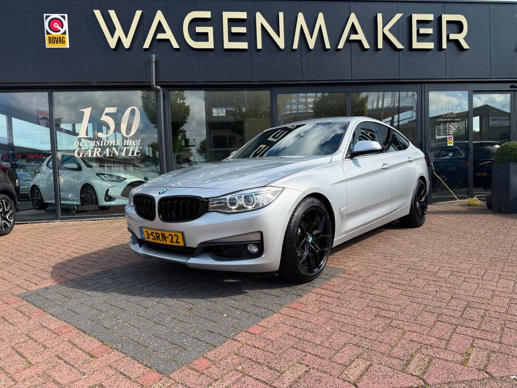 BMW 3-serie Gran Turismo 320i High Executive AUT|NAVI|Leder, Auto's, BMW, Achterwielaandrijving, Gebruikt, Euro 6, 4 cilinders