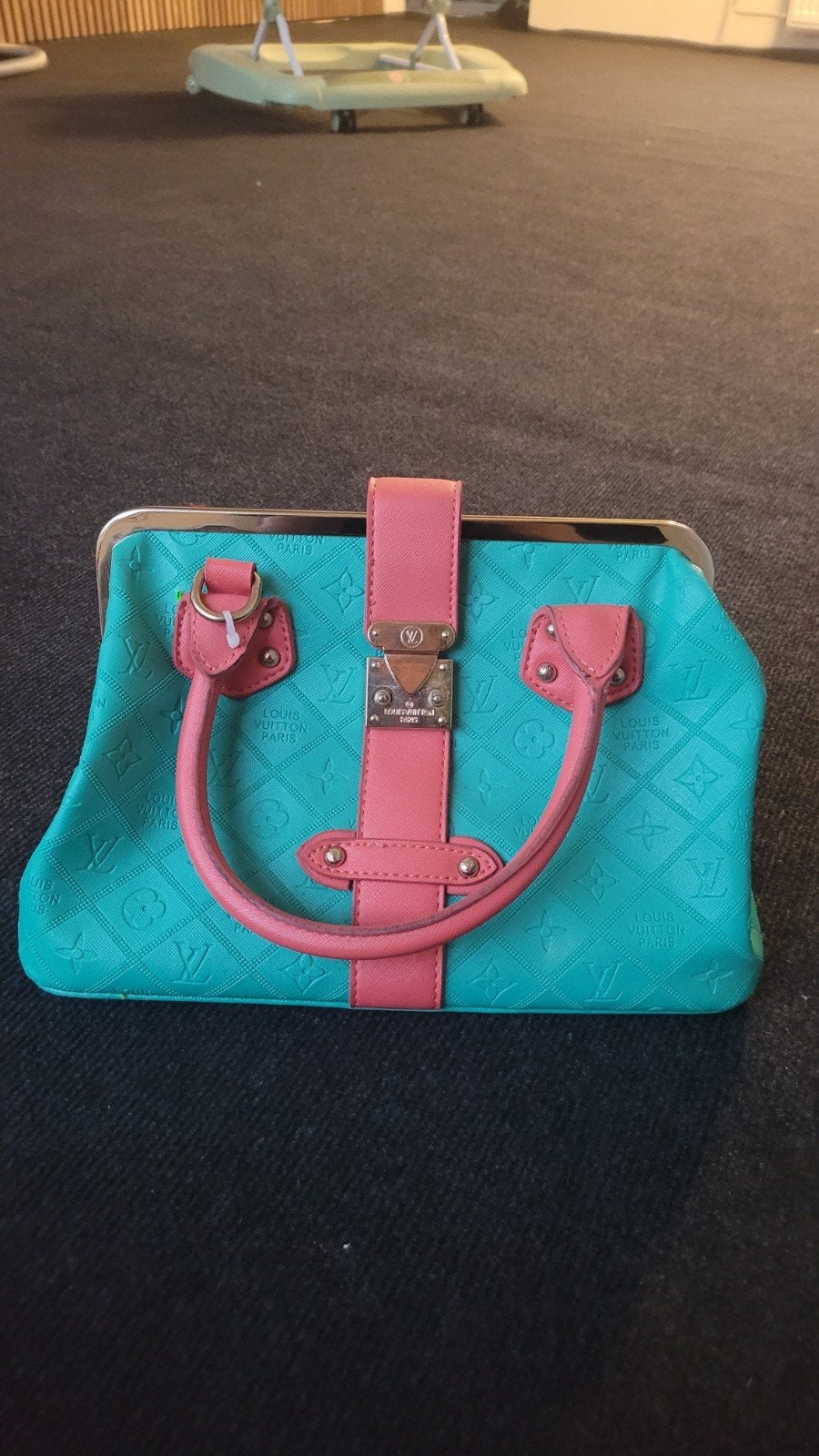Louis Vuitton-stijl tas - Groen met roze accenten, Ophalen of Verzenden, Gebruikt, Groen, Handtas