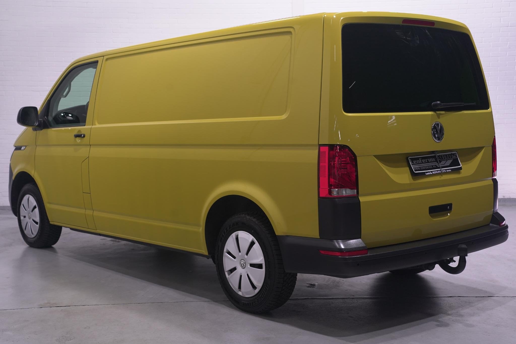Volkswagen Transporter 2.0 TDI 110 pk L2H1 Airco, Apple Carp, Auto's, Voorwielaandrijving, Stof, Gebruikt, 4 cilinders