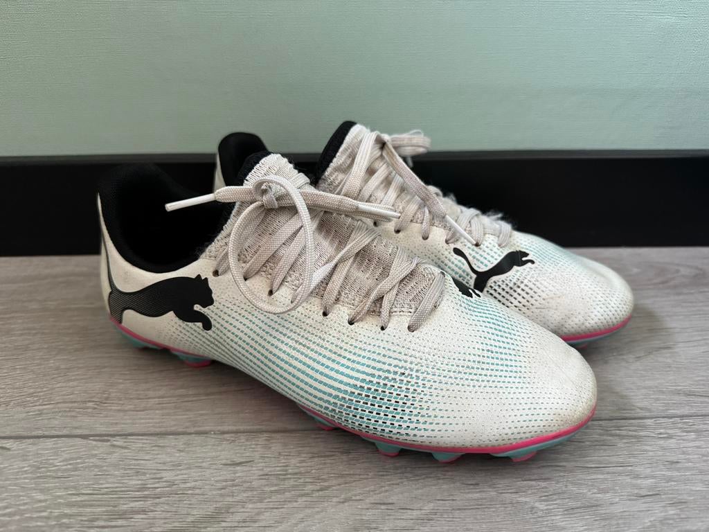 Puma voetbalschoenen maat 37!, Maat XS of kleiner, Ophalen of Verzenden, Gebruikt, Schoenen