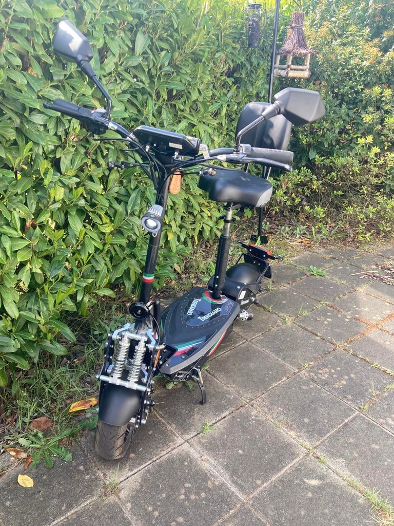Elektrische step Trendiamo, legaal de weg op!, Fietsen en Brommers, Ophalen, Zo goed als nieuw, Elektrische step (E-scooter), Trendiamo