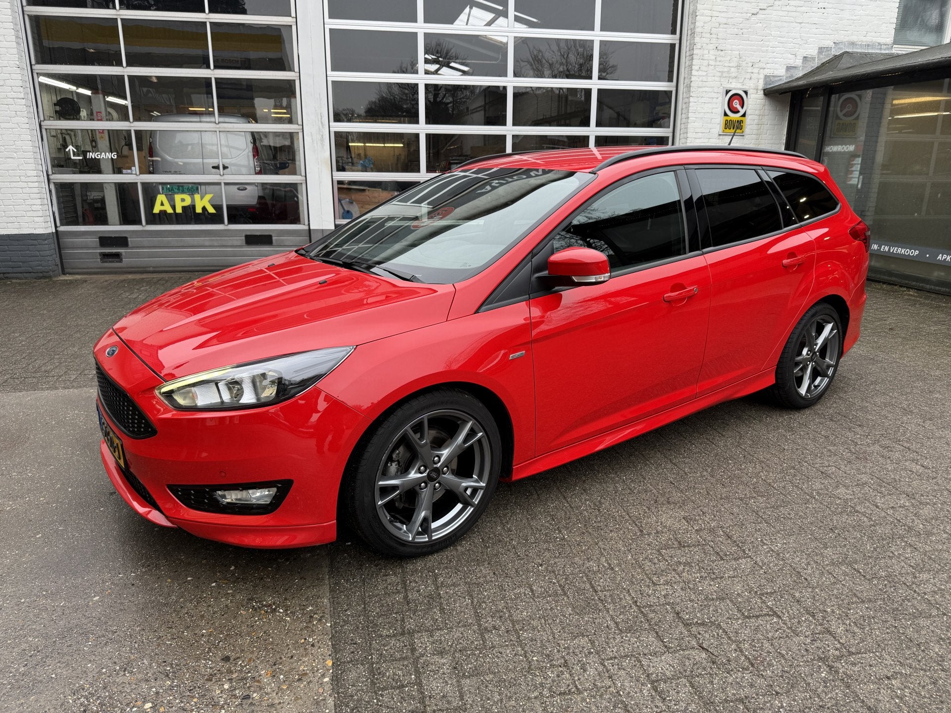 Ford FOCUS Wagon 1.5 ST-Line 150 PK (bj 2018), 12 maanden, Stof, 4 cilinders, Origineel Nederlands