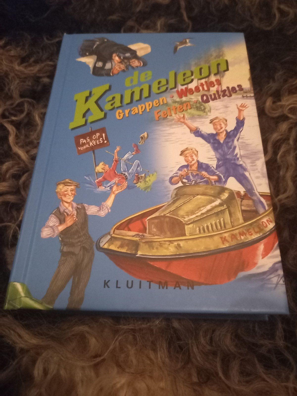 h31 De Kameleon: Grappen, Weetjes, Feiten, Quizjes, Ophalen of Verzenden, Zo goed als nieuw, H. de Roos, Fictie algemeen