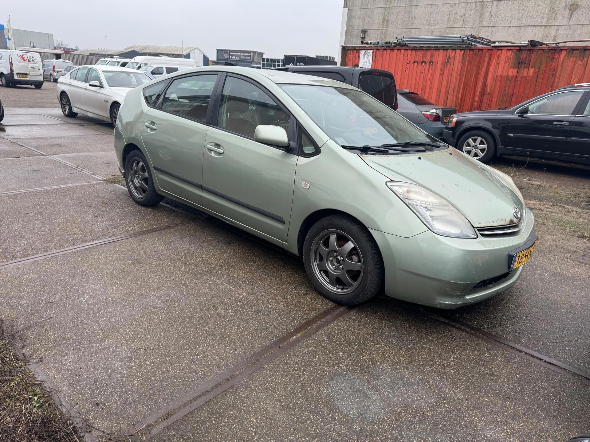 Toyota Prius 1.5 VVT-i Comfort HYBRYDE ACCU DEFECT !, Auto's, 1497 cc, Gebruikt, 4 cilinders, Automatische klimaatregeling