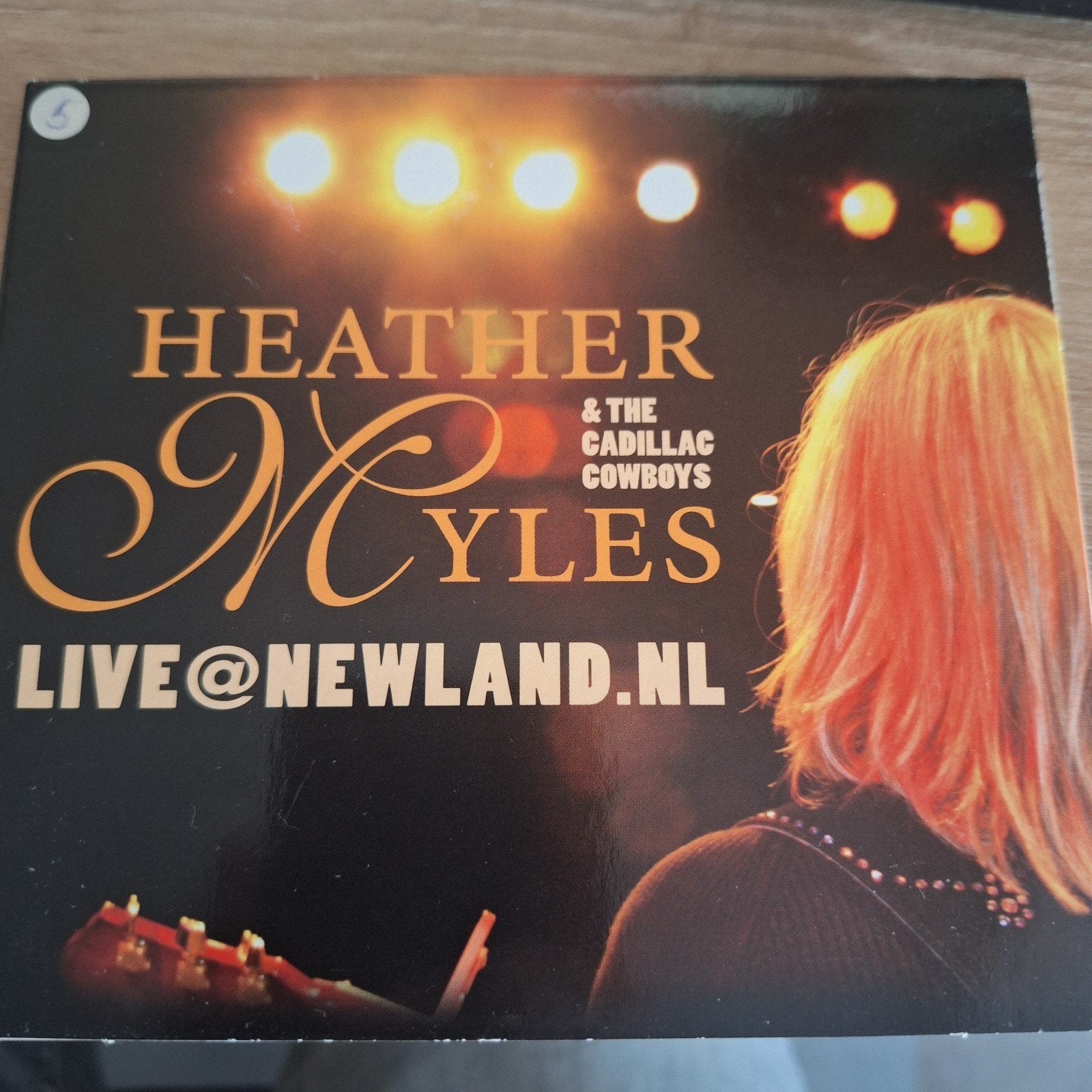 Heather Myles & The Cadillac Cowboys - Live Newland CD, Americana, Inclusief boekje, Ophalen of Verzenden, Zo goed als nieuw
