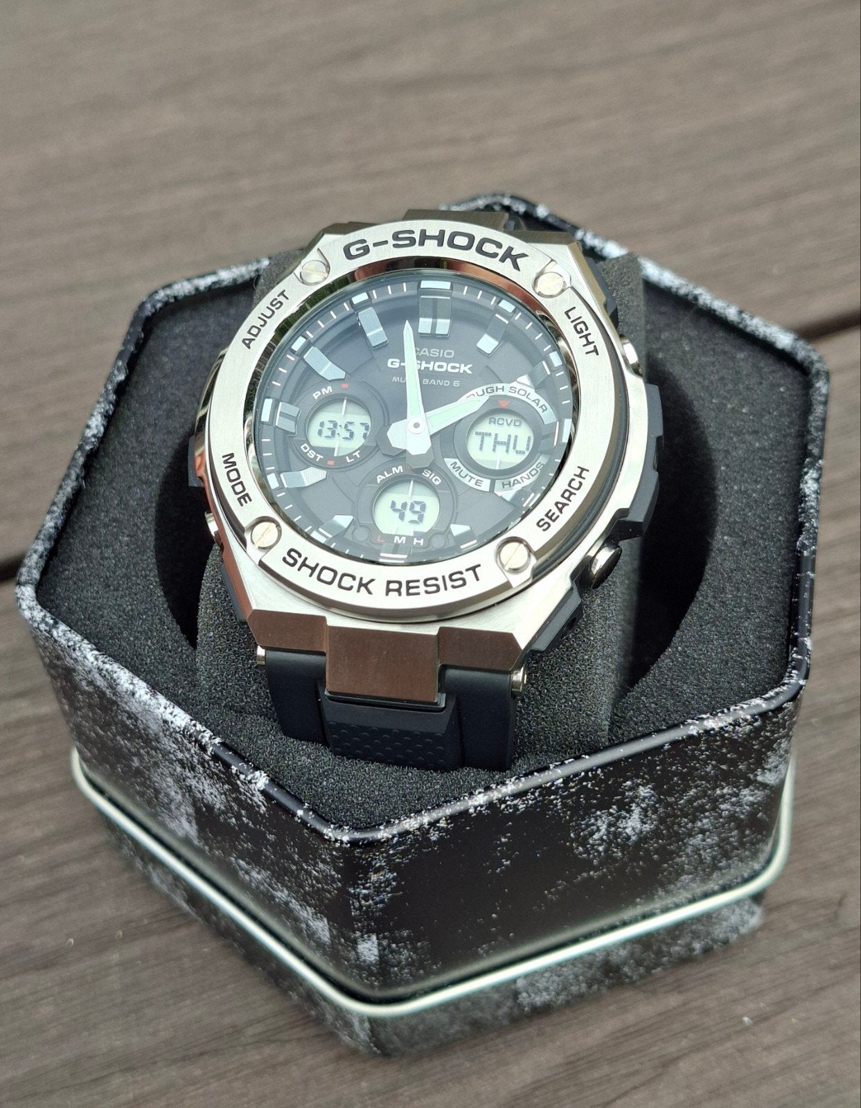 Casio G-shock GST-W110, Sieraden, Tassen en Uiterlijk, Horloges | Heren, Nieuw, Polshorloge, Casio, Staal, Kunststof, Ophalen of Verzenden