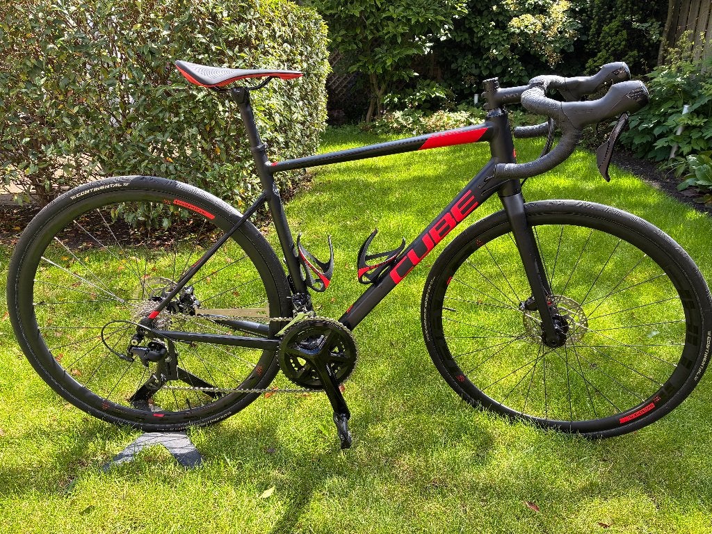 Cube Attain SL Disc, framemaat 56, 28 inch, Heren, Aluminium, Zo goed als nieuw