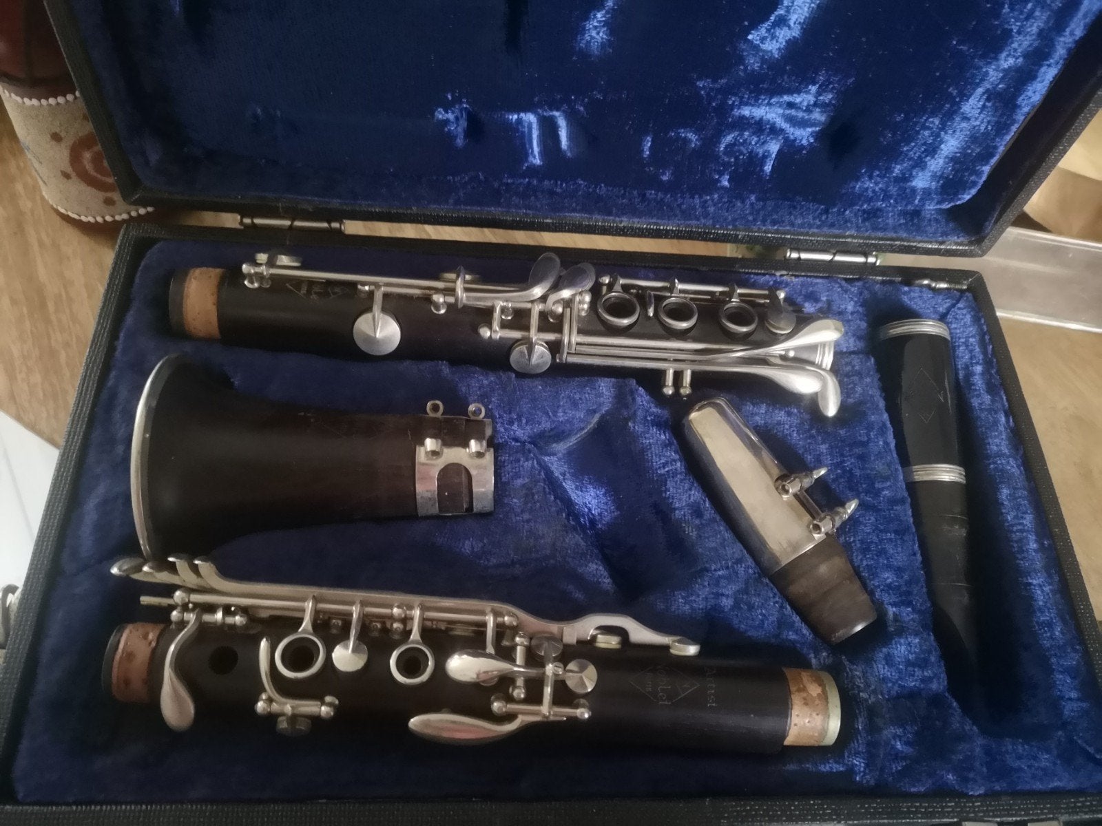 Noblet Paris Artist Bes-klarinet
Oude Noblet Paris Artist
Ou, Muziek en Instrumenten, Gebruikt, Met koffer, Hout, Ophalen