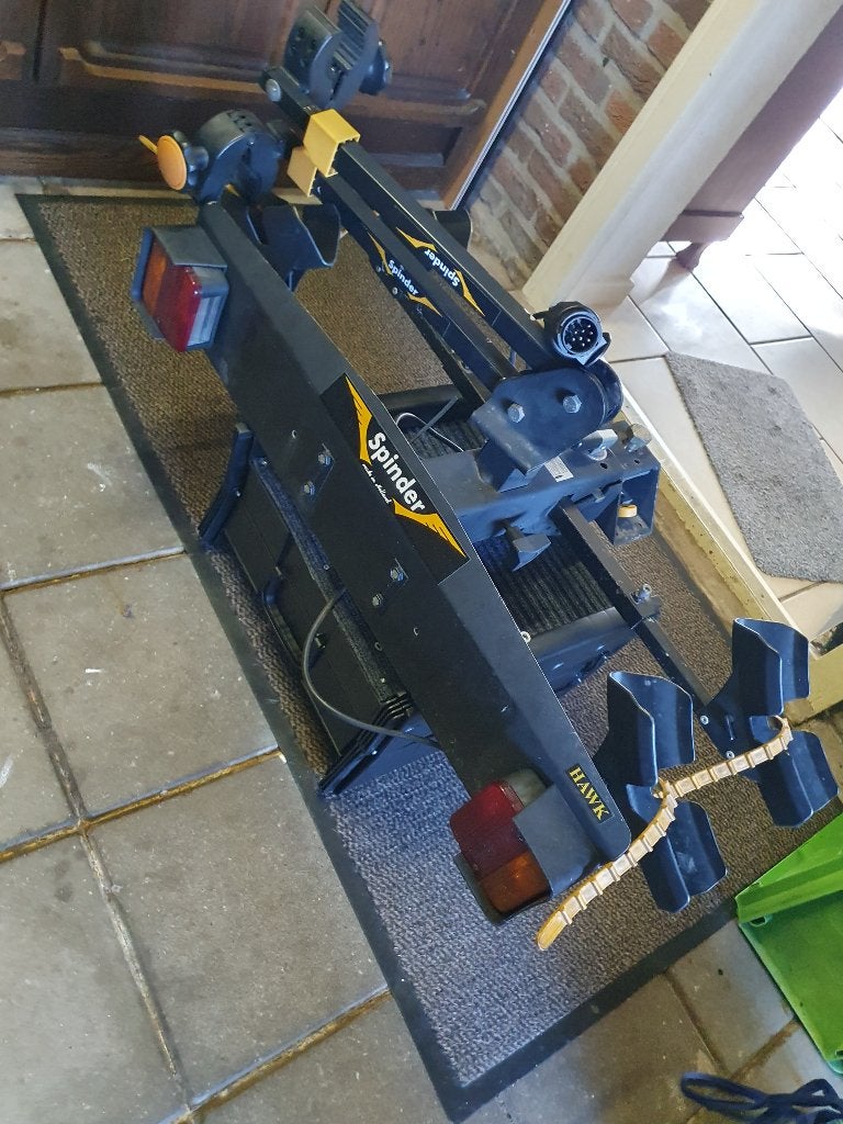 Fietsendrager Spinder Hawk, Ophalen, Gebruikt, 2 fietsen, Trekhaakdrager