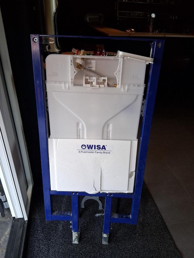 Wisa inbouwreservoir - isolatie licht beschadigd, Ophalen, Gebruikt, Info@wisa-sanitair.com, Toilet