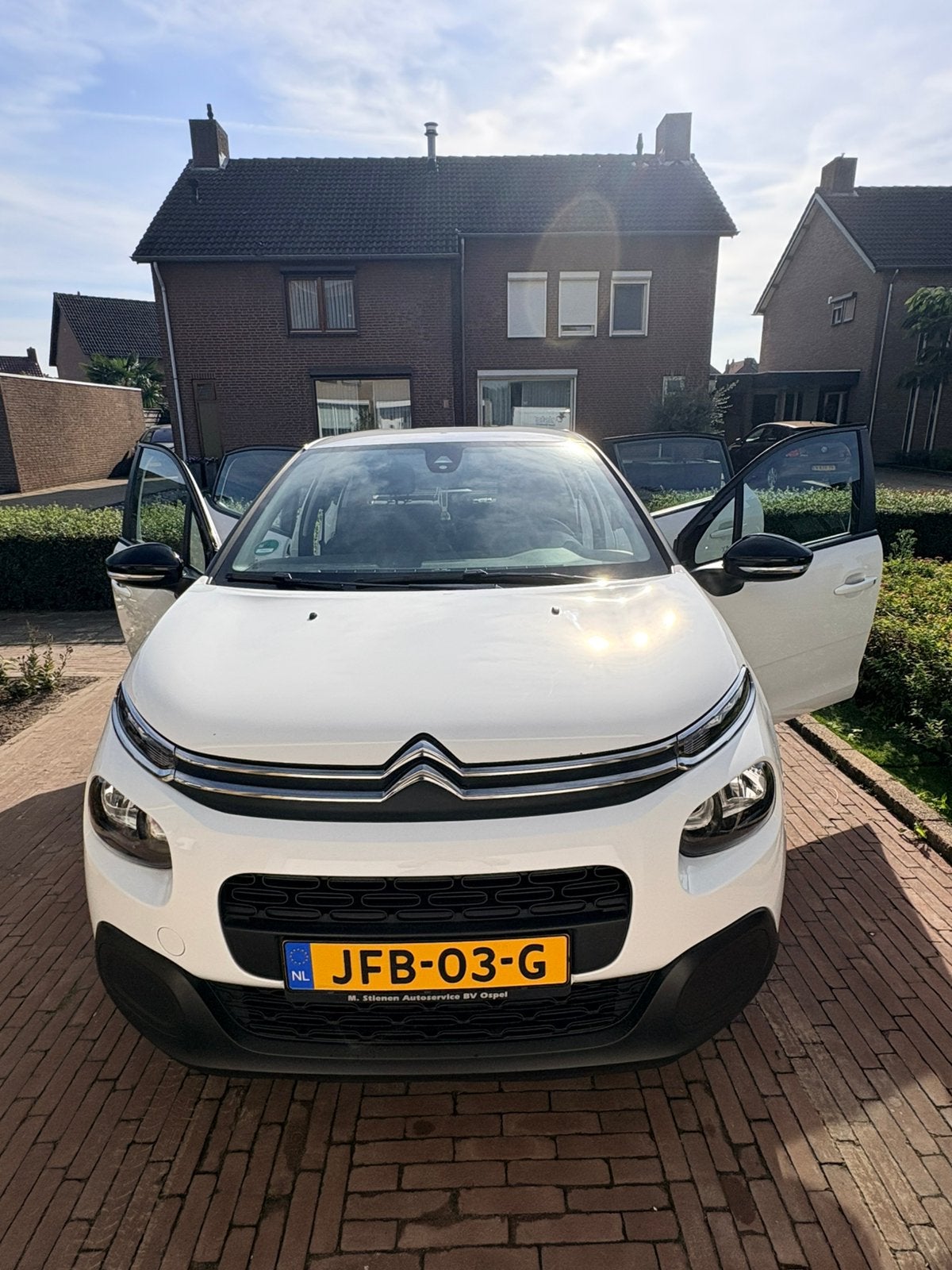 Citroën C3 1.2 Puretech 82pk 2019 Wit, Auto's, Voorwielaandrijving, 83 pk, 1199 cc, 450 kg