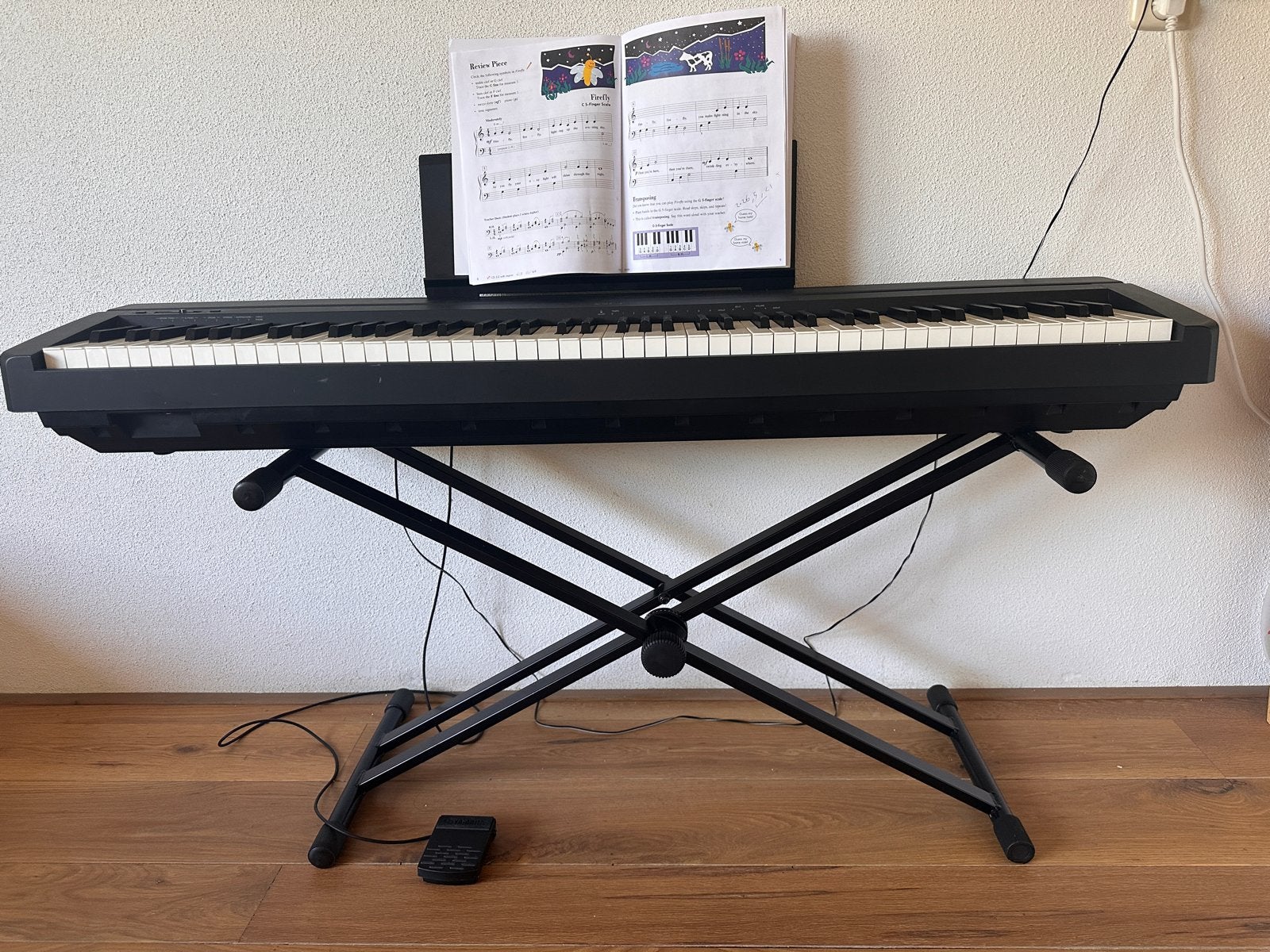 Yamaha Digital Piano P-35 met standaard en pedaal, Muziek en Instrumenten, Keyboards, Gebruikt, 88 toetsen, Yamaha, Ophalen of Verzenden
