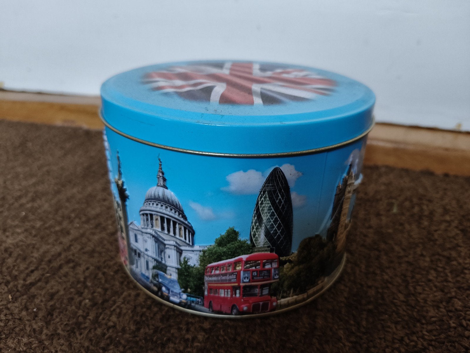 Vintage Churchill's London Toffee Blik - Leeg, Ophalen of Verzenden, Gebruikt, Overige, Overige merken