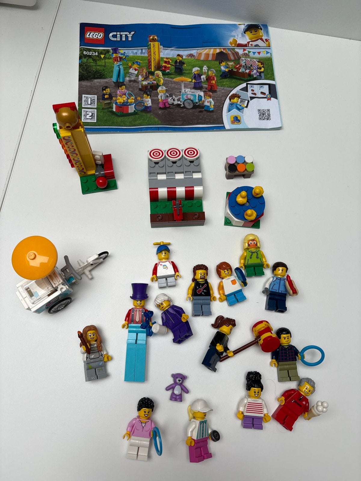 LEGO City Kermis set 60234 met veel minifiguren, Lego, Ophalen of Verzenden, Complete set, Inclusief instructies