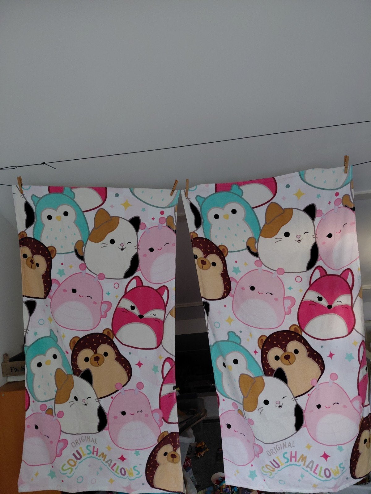 als nieuw 2x badlaken Squishmallows 2 euro per stuk, Ophalen of Verzenden, Zo goed als nieuw, Badlaken