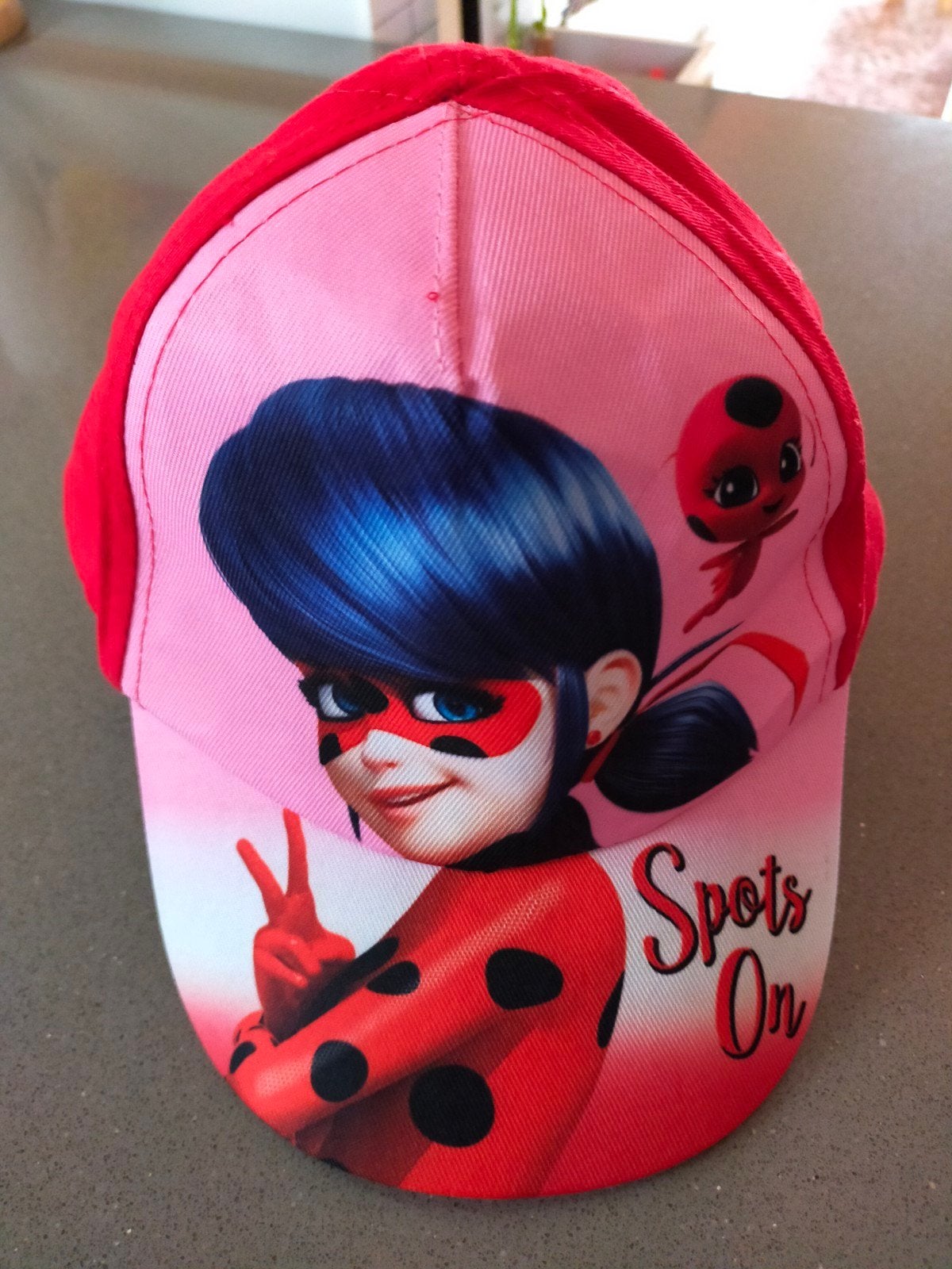Zgan! Mooie rode pet van Miraculous Ladybug., Disney, Meisje, Ophalen of Verzenden, Pet