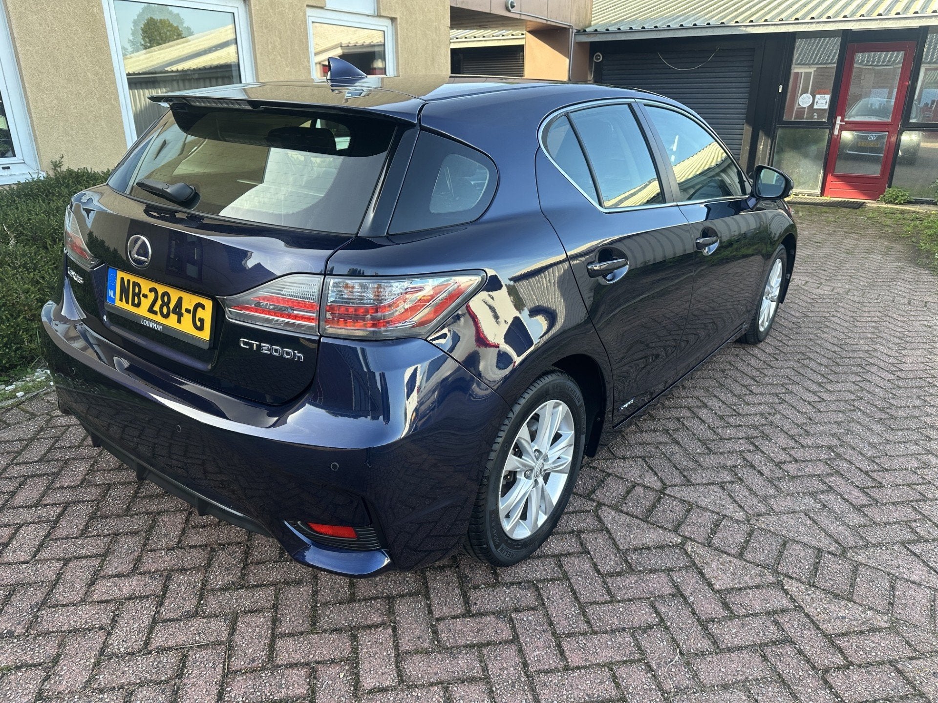 Lexus CT 200h Business Line NAVI LEER CAMERA DEALER OH NAP, Auto's, Dealer onderhouden, Gebruikt, Euro 6, 4 cilinders