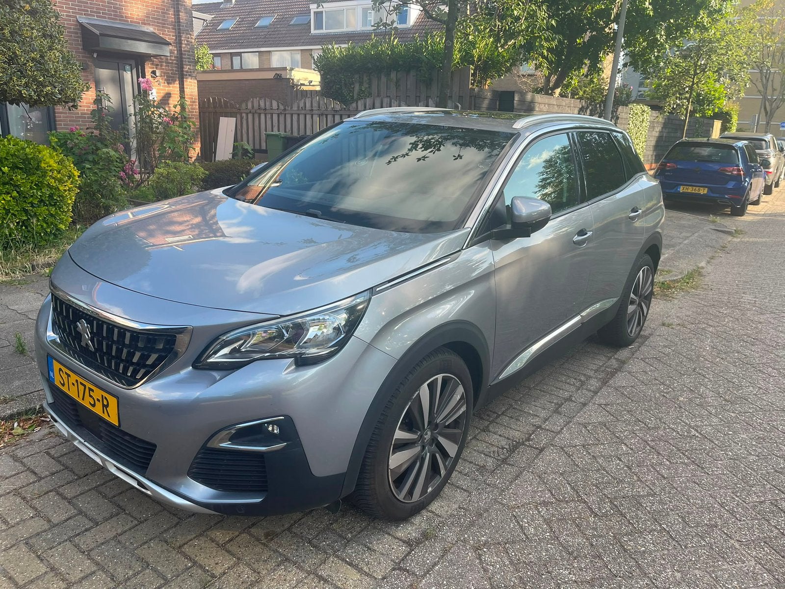 Peugeot 3008 1.2 Puretech 130pk S&S 2018 Grijs, Auto's, 1199 cc, Leder en Stof, Origineel Nederlands, Handgeschakeld