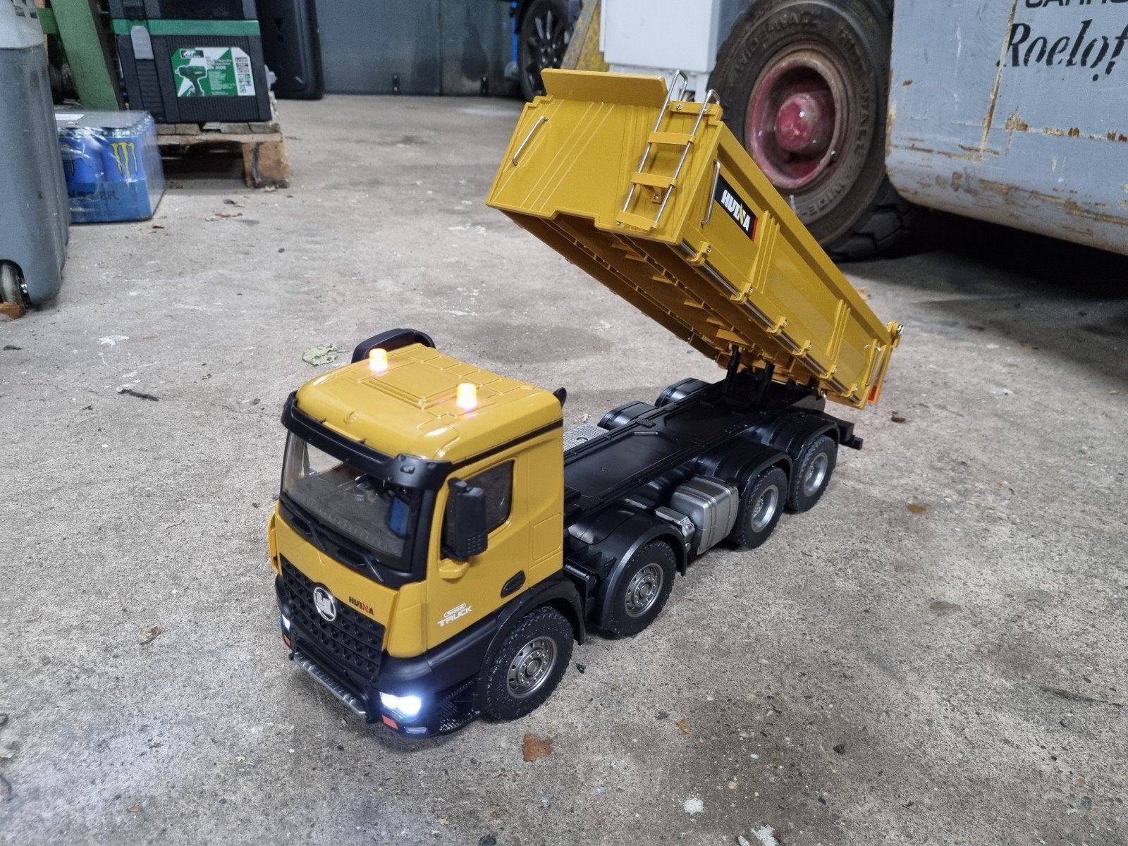 RC Mercedes Arocs Replica Truck 8x4 Kipper Truck 1/14, Ophalen of Verzenden, Nieuw