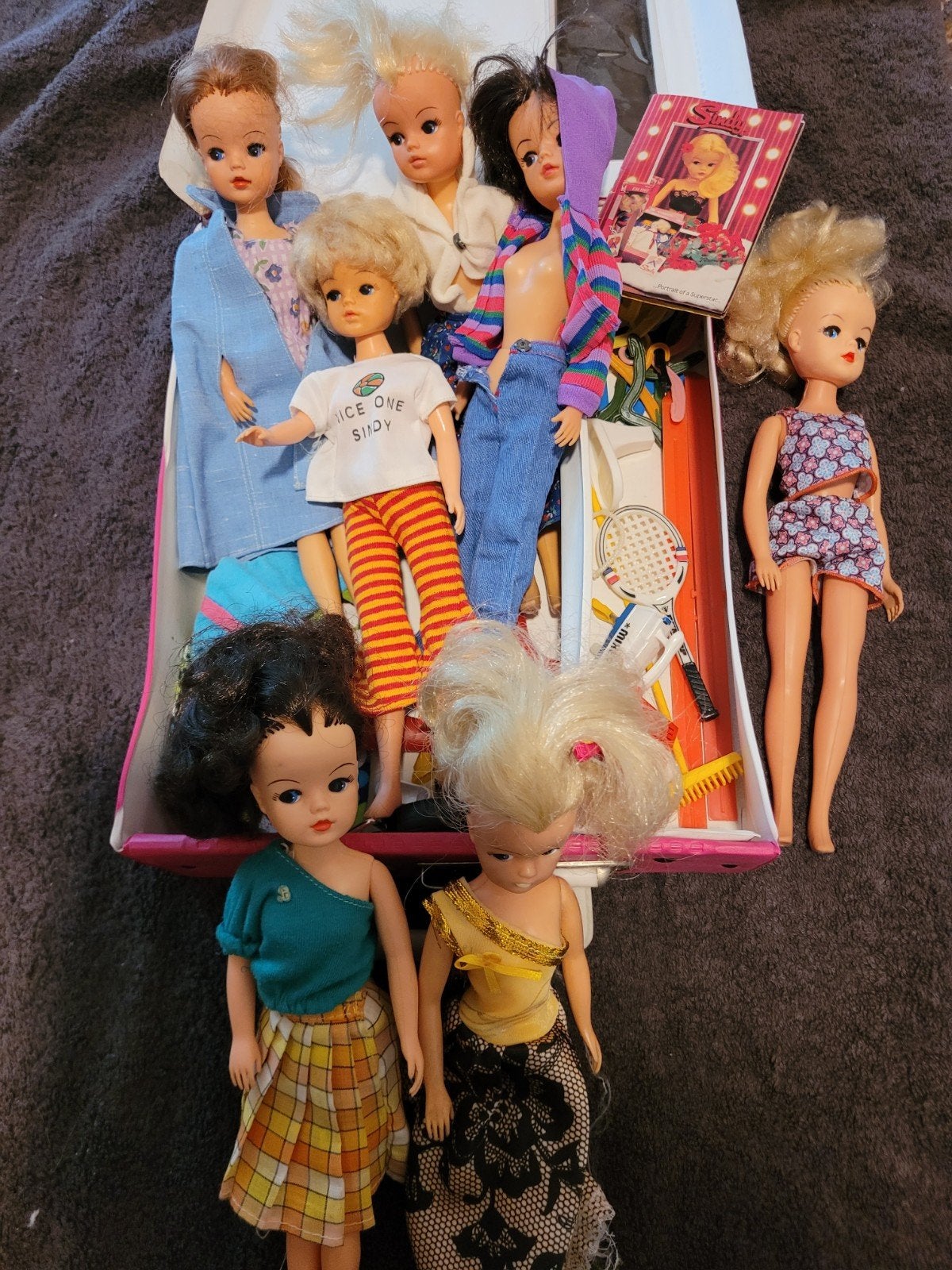 partij Sindy barbie poppen + koffer + accessoires / jaren 80, Ophalen of Verzenden, Gebruikt