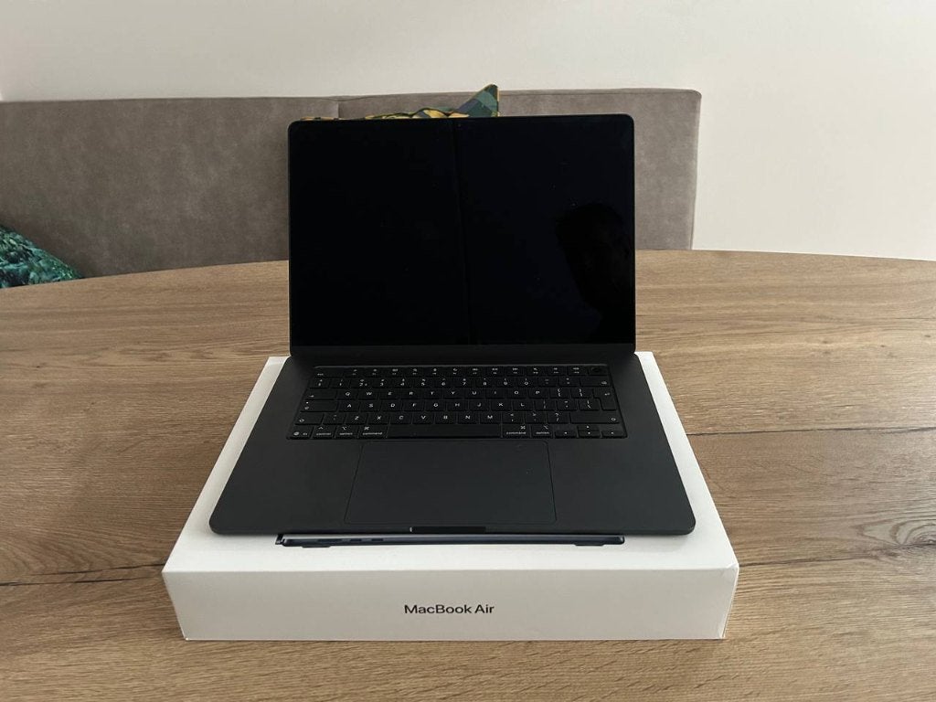 Apple MacBook Air 2025 15" M4 24GB ram, Computers en Software, Ophalen, 256 GB, Nieuw, MacBook Air