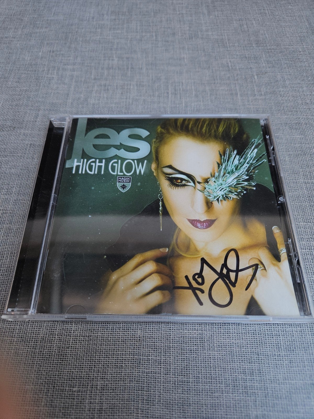 Jes - High Glow CD (Gesigneerd), Ophalen of Verzenden, Zo goed als nieuw, Album, Gesigneerd