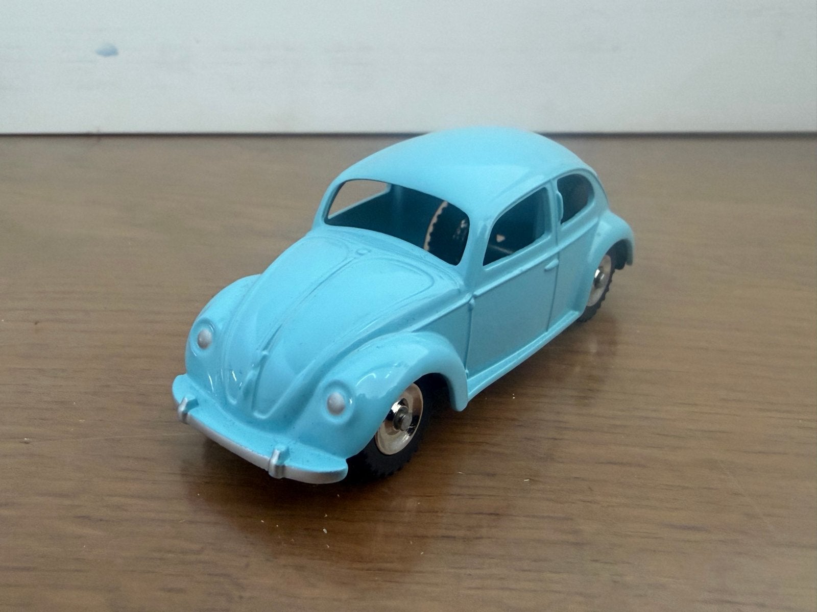 Dinky Toys Volkswagen Kever 181 - Lichtblauw, Hobby en Vrije tijd, Ophalen of Verzenden, Zo goed als nieuw, Overige typen