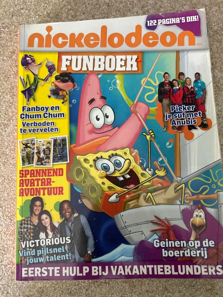 Nickelodeon Funboek - 122 pagina's dik!, Ophalen of Verzenden, Gelezen, Overige typen