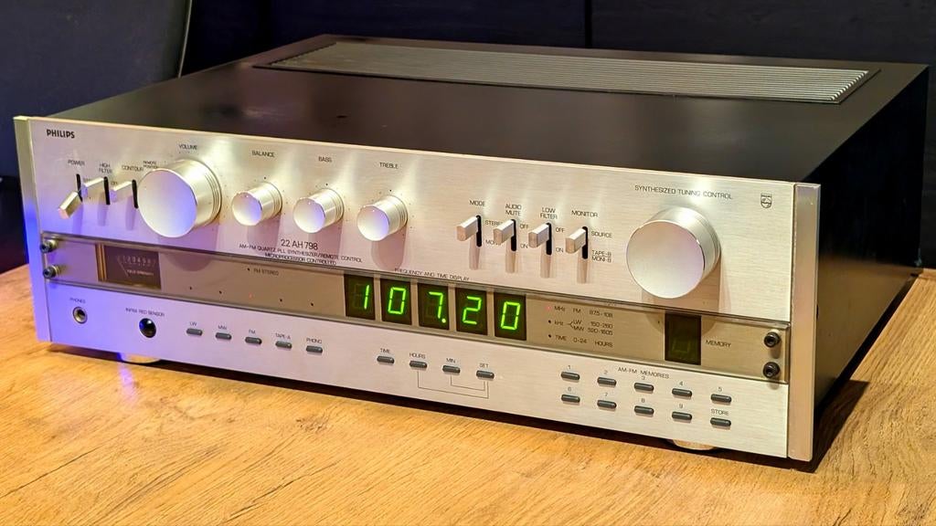 PHILIPS 22AH798 • GARANTIE • PHONO • KLINKT FANTASTISCH, Overige merken, Rick's Audio 
De Kempen 18 
6021PZ Budel 
+31 (0)495 785698
info@ricks-audio.com