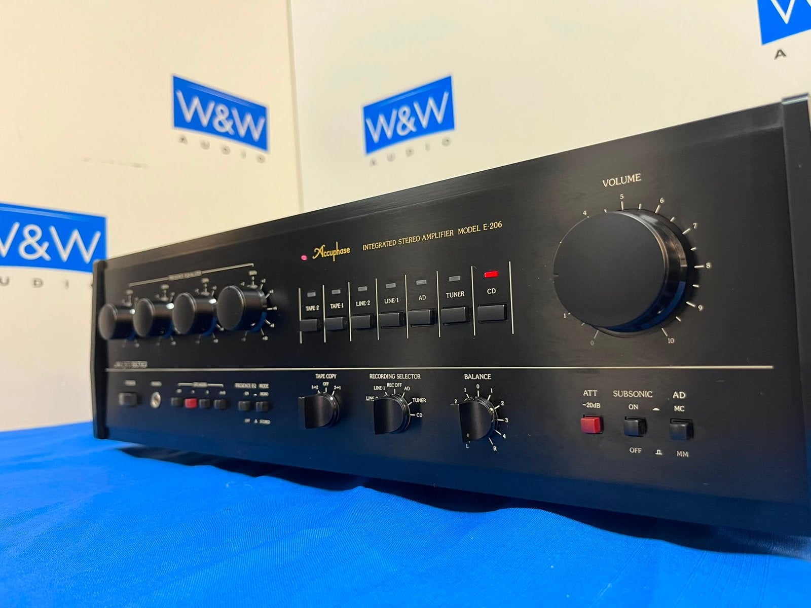 Accuphase E-206 Geïntegreerde Stereoversterker - Vintage, Audio, Tv en Foto, Versterkers en Receivers, Overige merken, Gebruikt