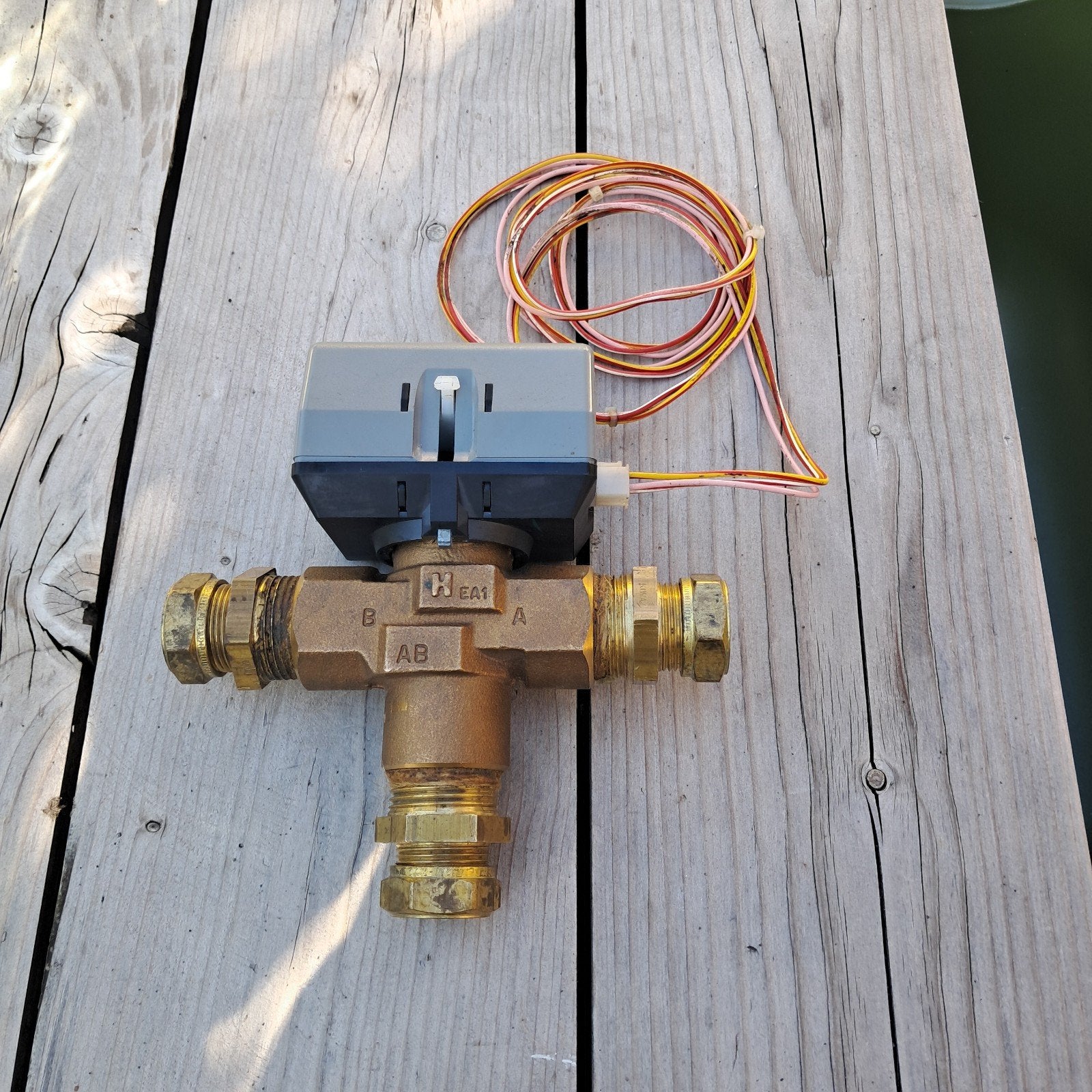 driewegklep 1"  binnendraad inclusief honeywell vc8010 motor, Minder dan 30 cm, Overige typen, Minder dan 60 cm, Ophalen of Verzenden