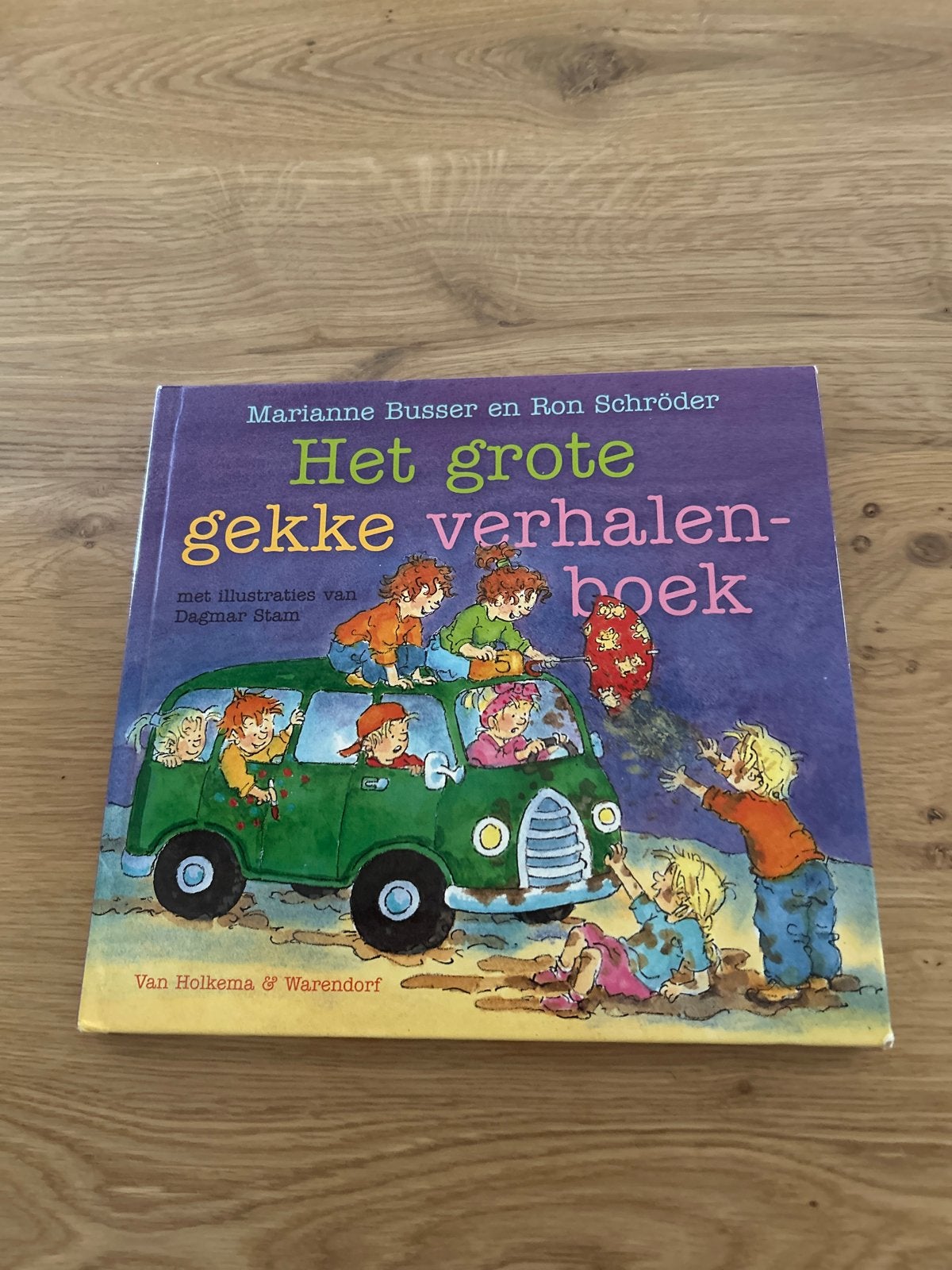 Het Grote Gekke Verhalenboek - Marianne Busser & Ron Schröde, Ophalen of Verzenden, Gelezen, Fictie algemeen