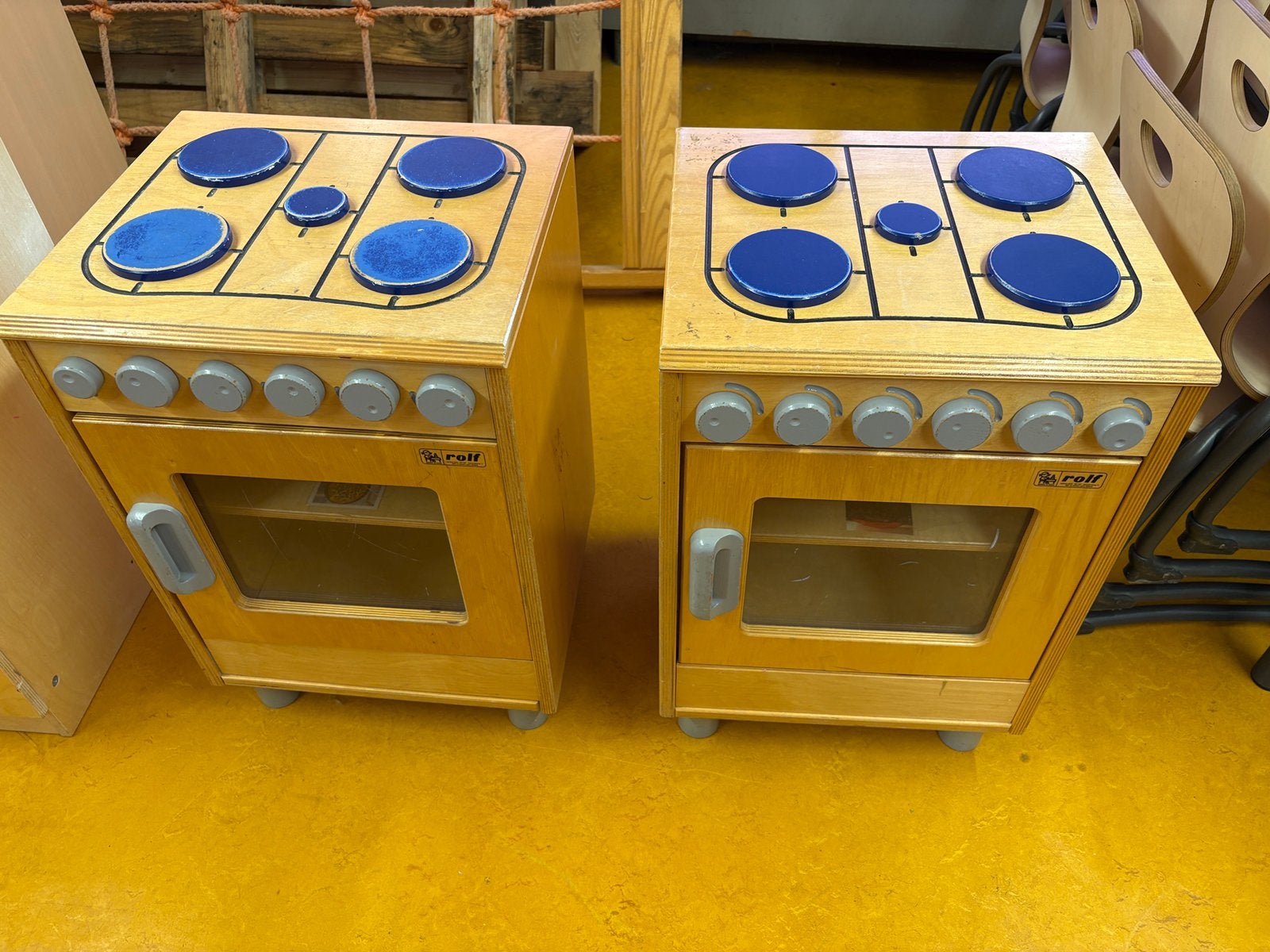 Houten speelgoed fornuis l, vaatwasser, tafel en bankje, Ophalen, Gebruikt, Hout, Speelkeuken