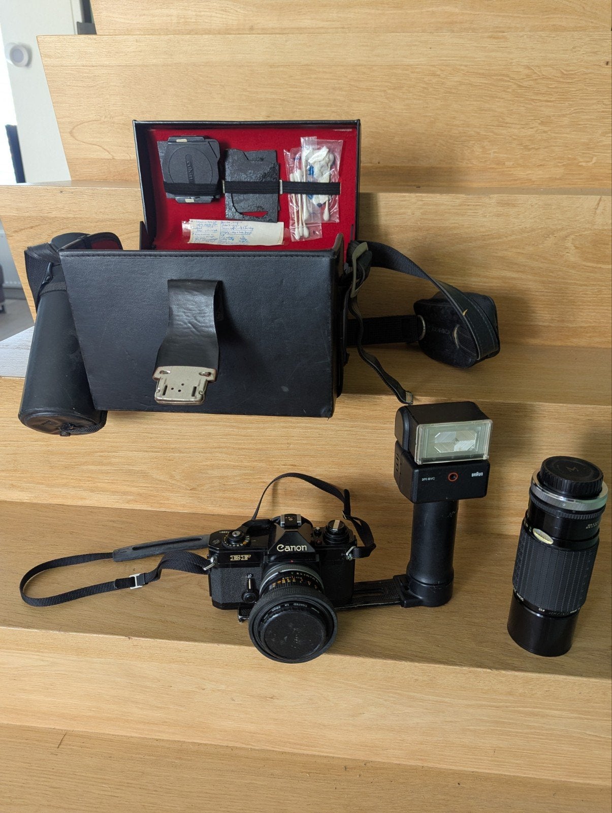Canon EF met lenzen, beugel en koffer - Werkt perfect!, Ophalen of Verzenden