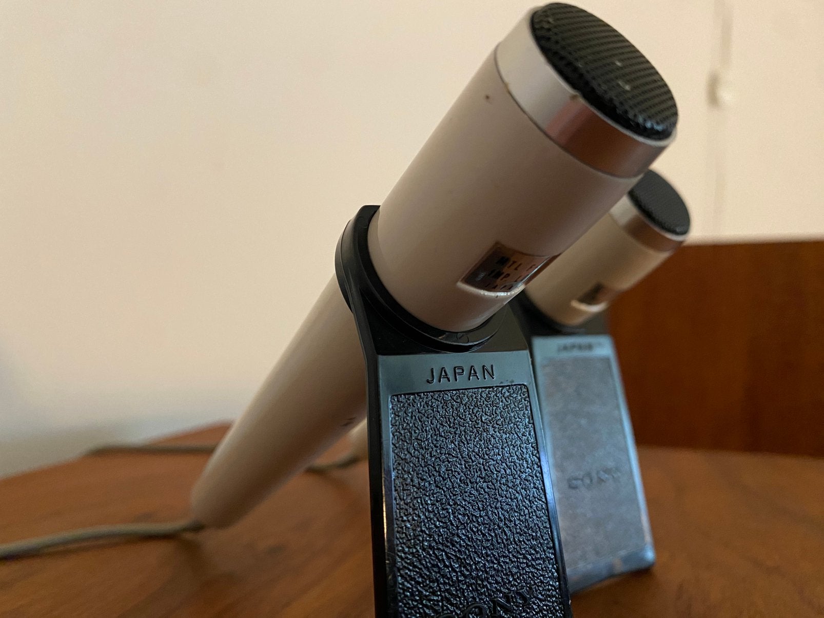 Sony MTL F-96 Vintage Dynamische Microfoons, Set+ Standaards, Ophalen of Verzenden, Zo goed als nieuw