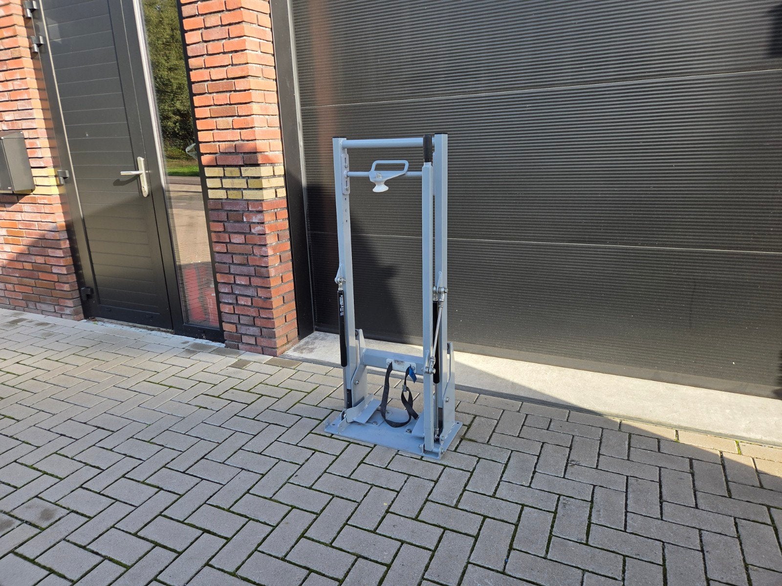 liftgear stamper wacker lift gear bedrijfswagen inrichting, Ophalen