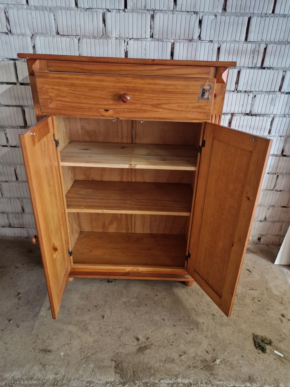 Houten kastje met lade en deurtjes, Ophalen, Gebruikt