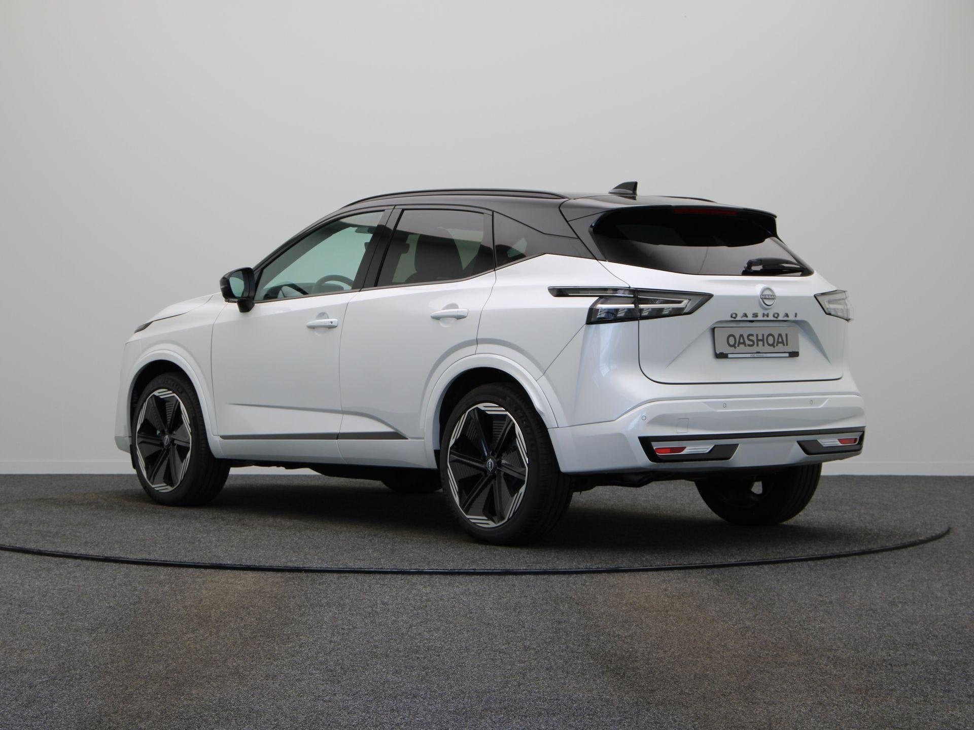 Nissan Qashqai 158pk MHEV Xtronic N-Design | Panoramadak | S, Auto's, 1800 kg, Euro 6, 4 cilinders, Wit