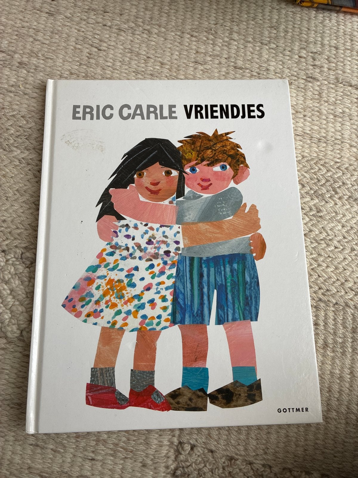 Eric Carle Vriendjes - Kinderboek, Ophalen of Verzenden, Zo goed als nieuw, Fictie algemeen