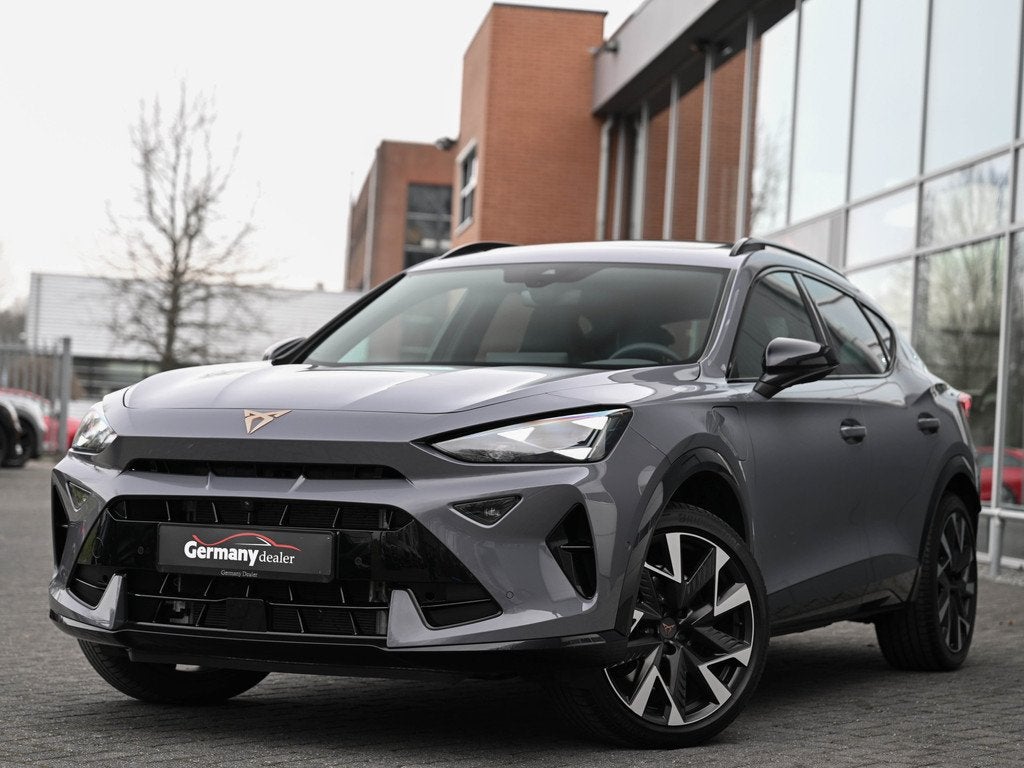 CUPRA Formentor 1.5TSI e-Hybrid VZ 272pk Performance Pano Le, Auto's, Cupra, Zwart, 4 cilinders, Automatische klimaatregeling