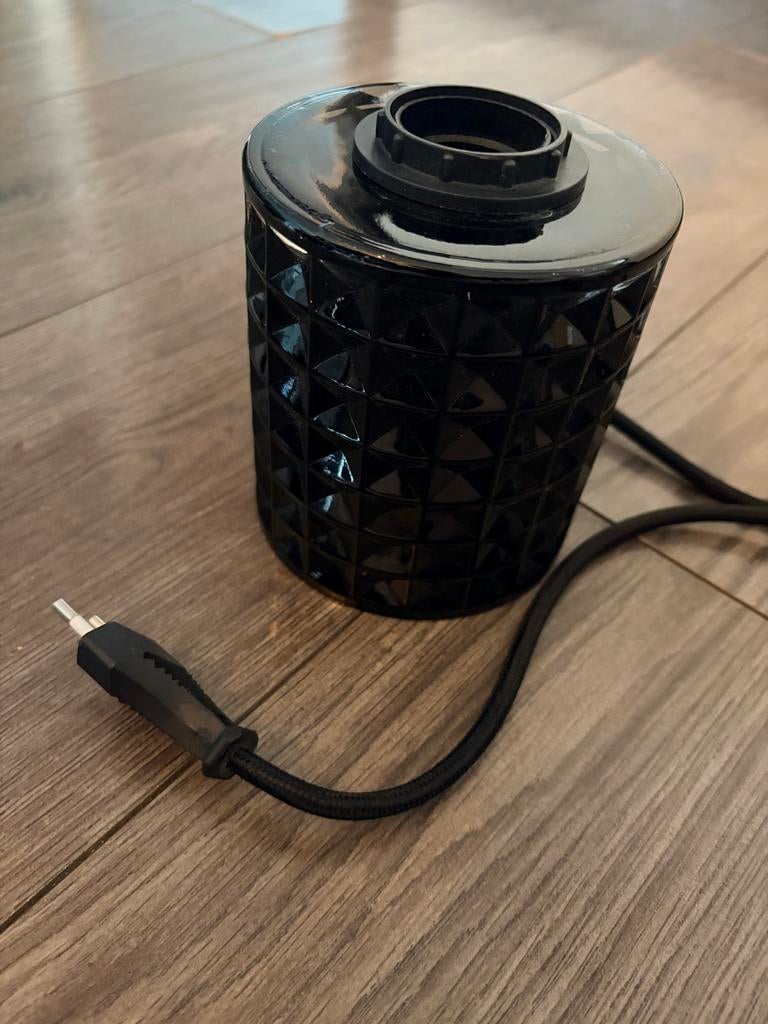Zwarte glazen tafellampvoet met schakelaar, Huis en Inrichting, Lampen | Tafellampen, Ophalen of Verzenden, Gebruikt