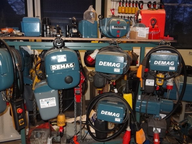 Div. DEMAG ketting takels van 125 kg tot 5000 kg, Ophalen, Zo goed als nieuw, Elektrisch