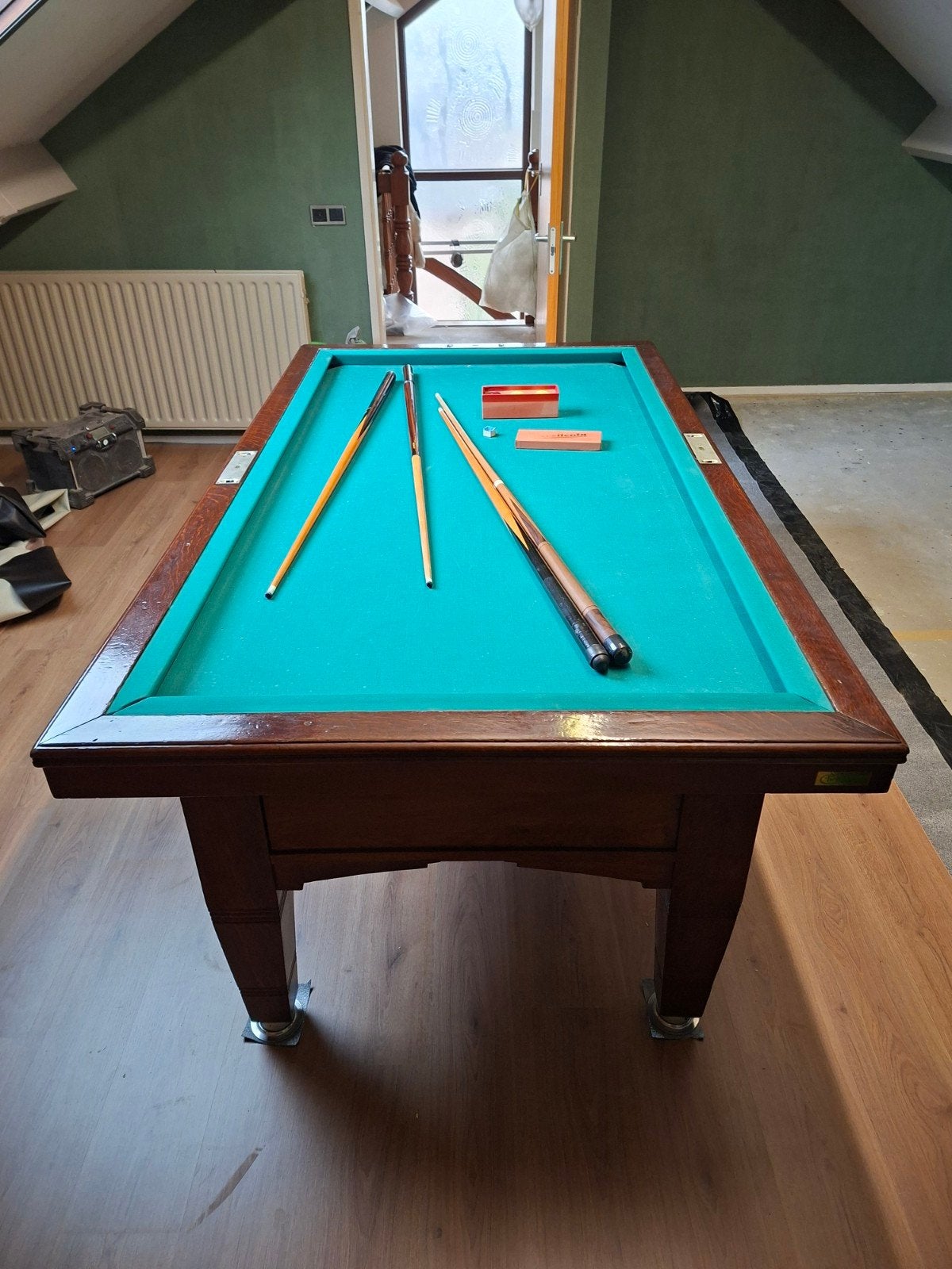 Biljarttafel Brugmans met 4 keuen en scorebord, Ophalen, Gebruikt, Biljarttafel