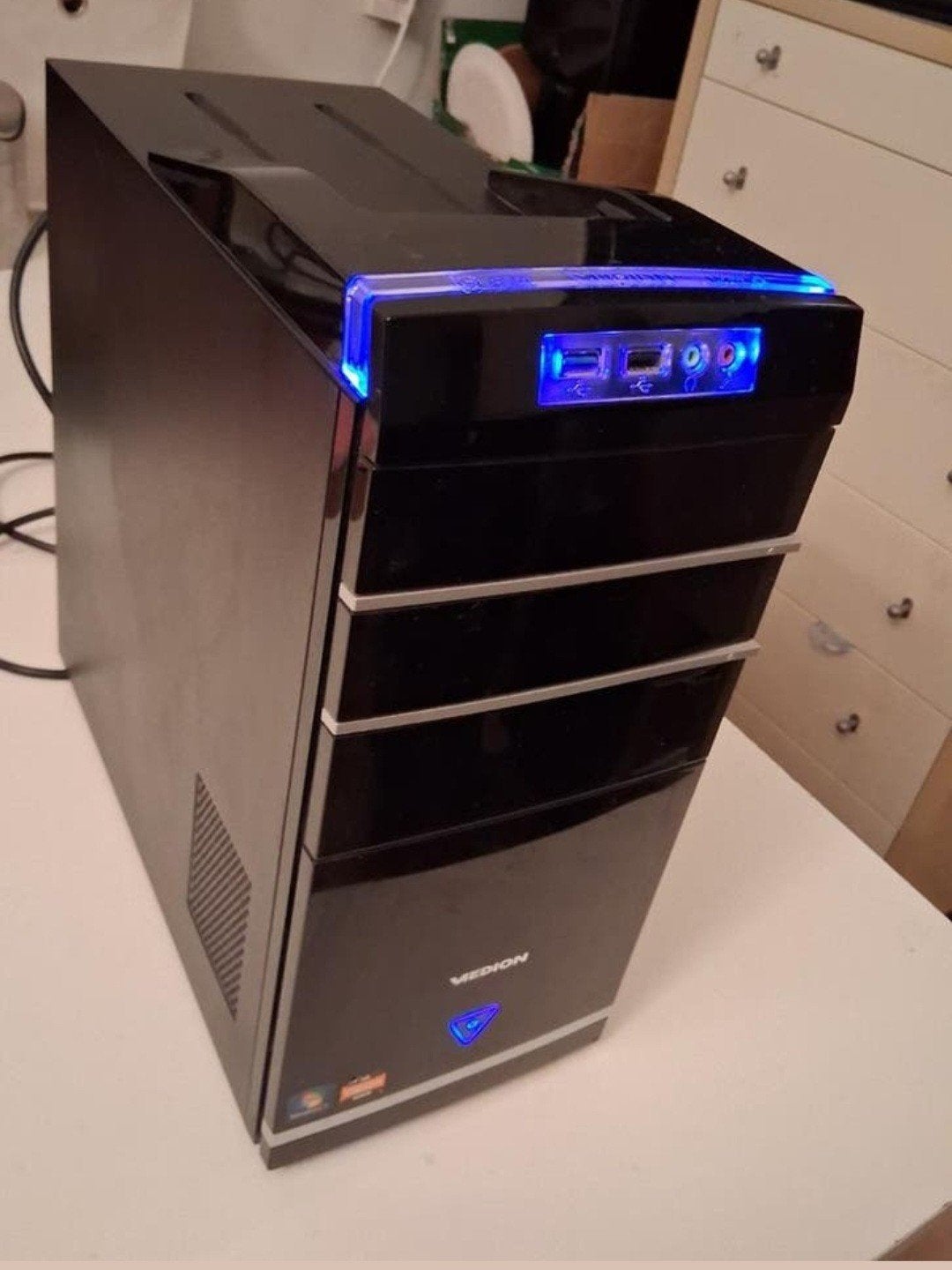 Te koop, Medion MED-MT 747G merk Computer desktop pc., Computers en Software, Desktop Pc's, Ophalen, Onbekend