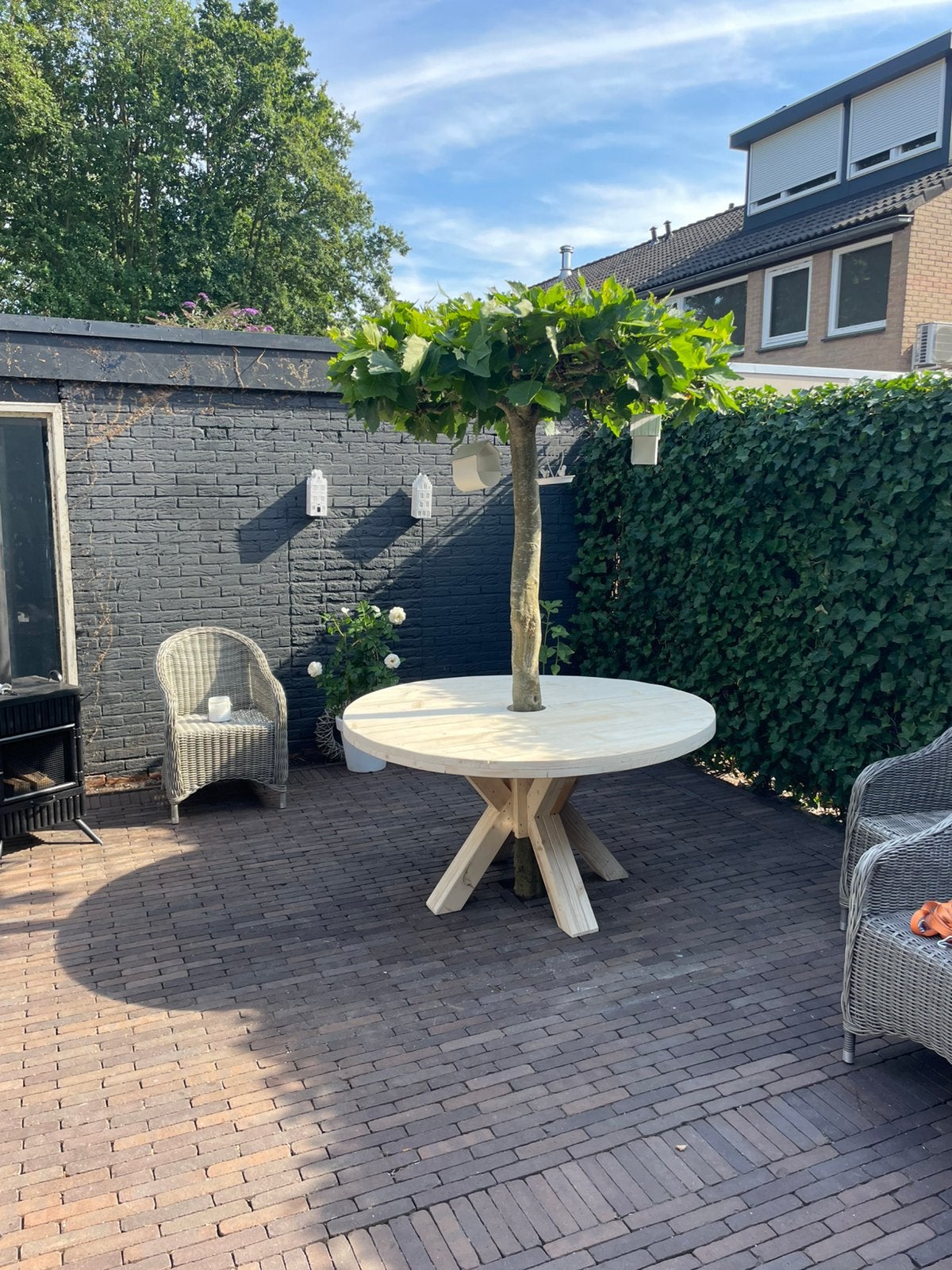 Nieuw in ons mega grote assortiment tuintafels!, Ophalen of Verzenden, Nieuw, Rond, Hout