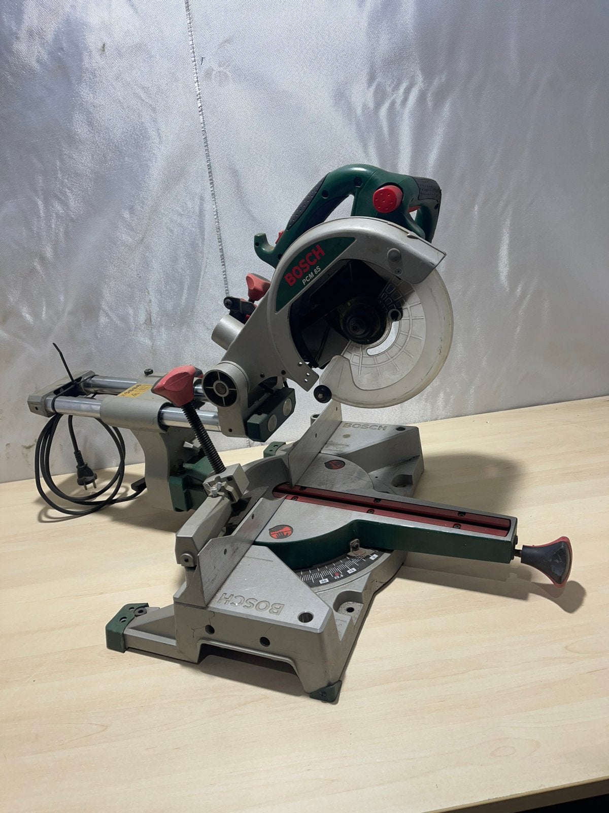 Bosch afkortzaag, Doe-het-zelf en Verbouw, Ophalen, Gebruikt, Afkortzaag, 30 tot 70 mm